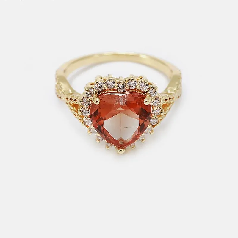 Anello cuore in vetro rosso