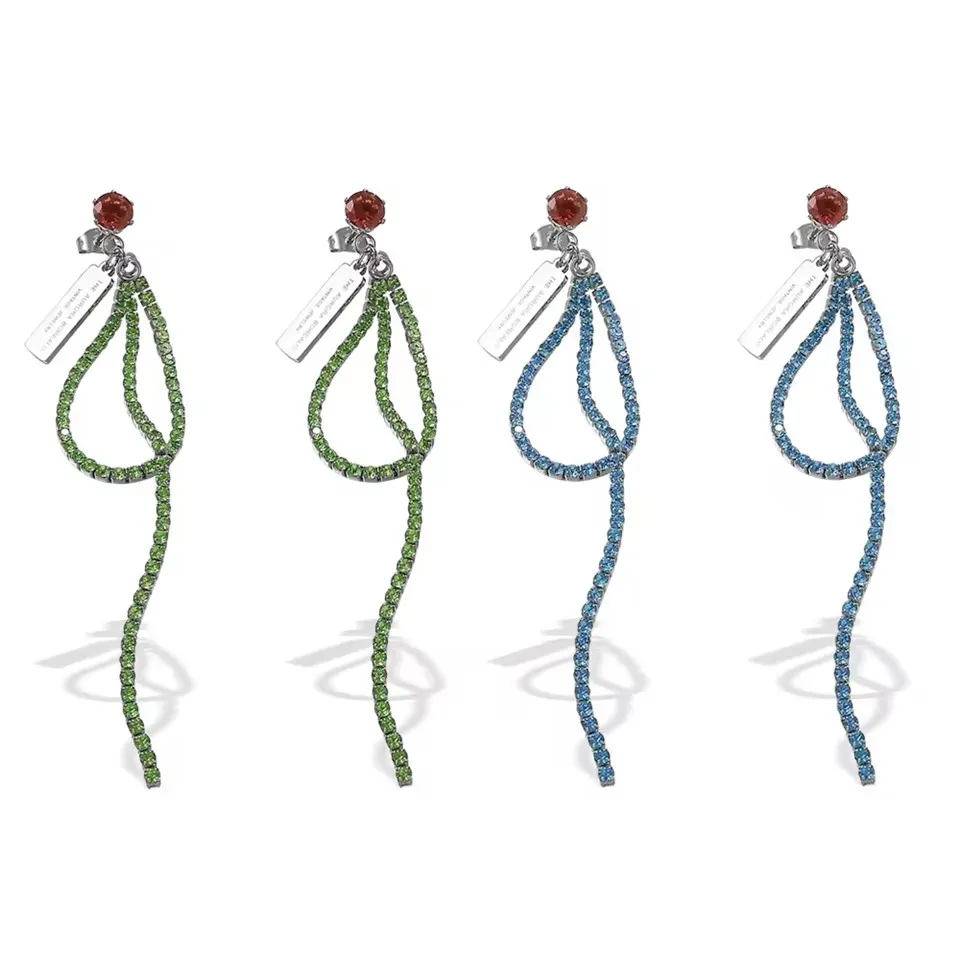 Orecchini dalle cento personalità in acciaio inossidabile